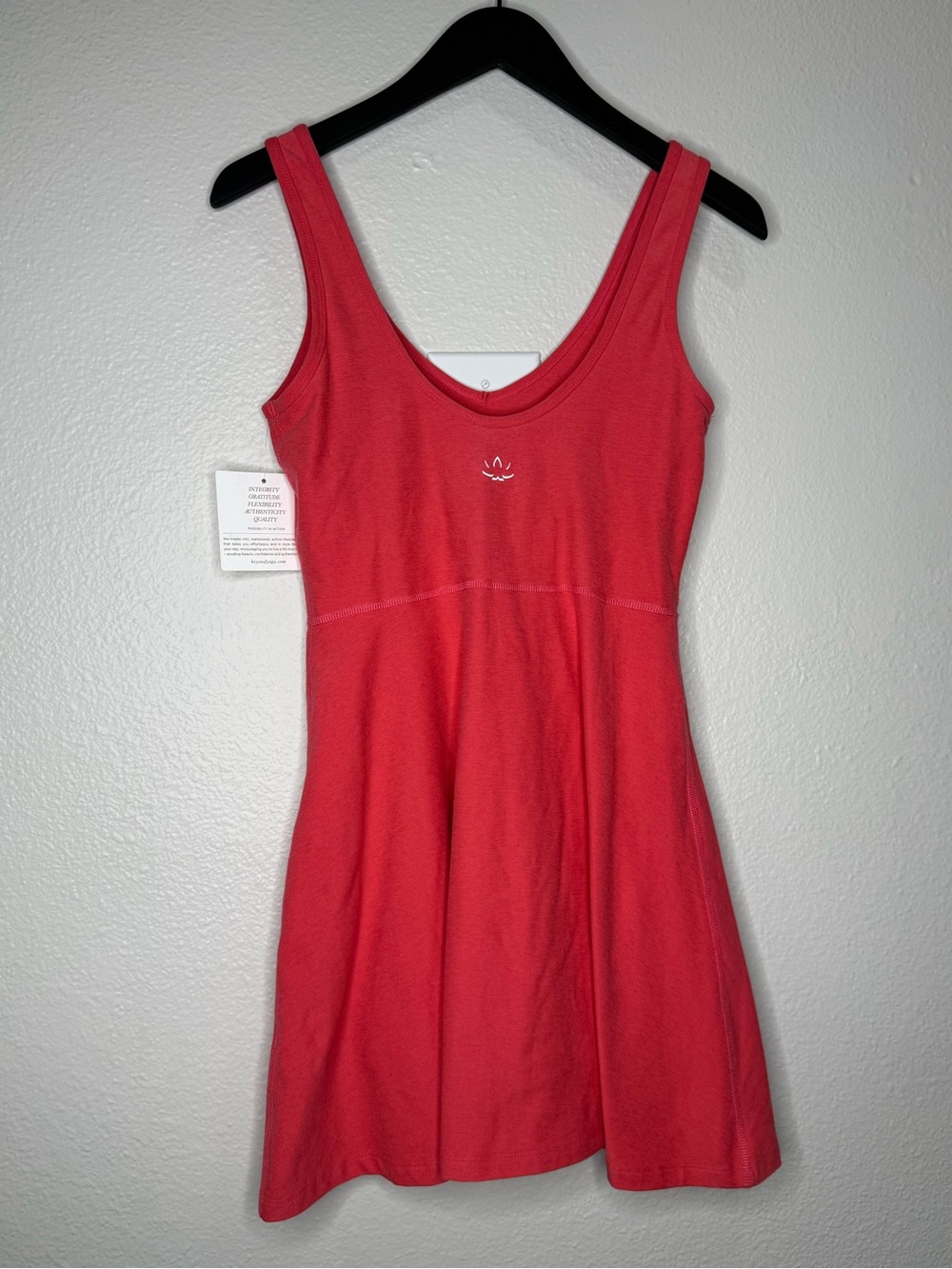 Beyond Yoga Spacedye Movement Dress in Coral, size XS NWT - Picture 4 of 6